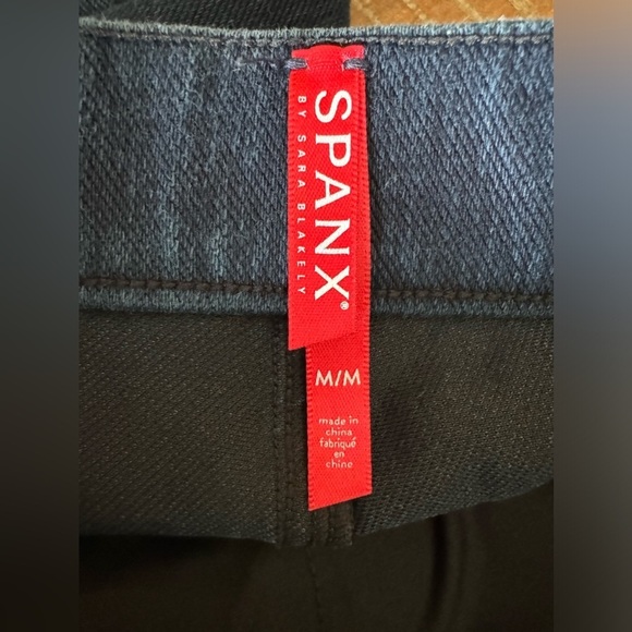 NWOT Spanx The Jean-ish Ankle Leggings Jeans - Picture 8 of 9